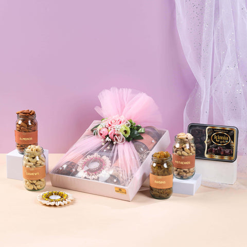 Premium Gift Hamper Containing Dry fruits Premium Gift Hamper Containing Dry fruits