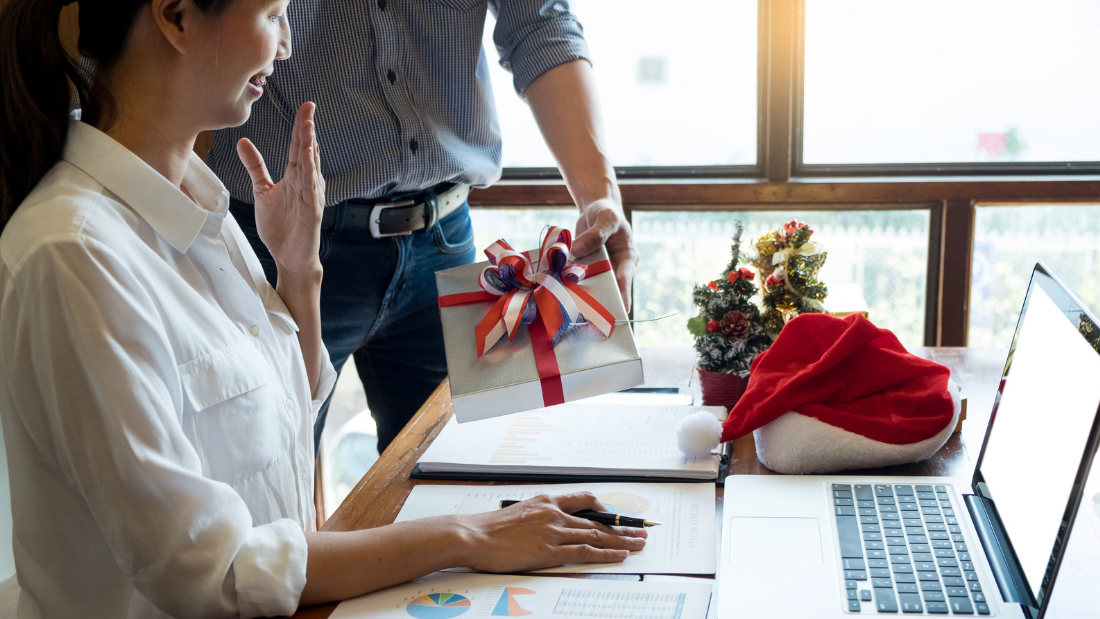 Benefits of Corporate Gifting: Increasing Business and Strengthening Relationships