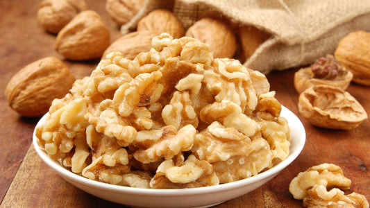 How to Incorporate Nuts and Dry Fruits into Your Daily Diet? - Sindhi Dry Fruits