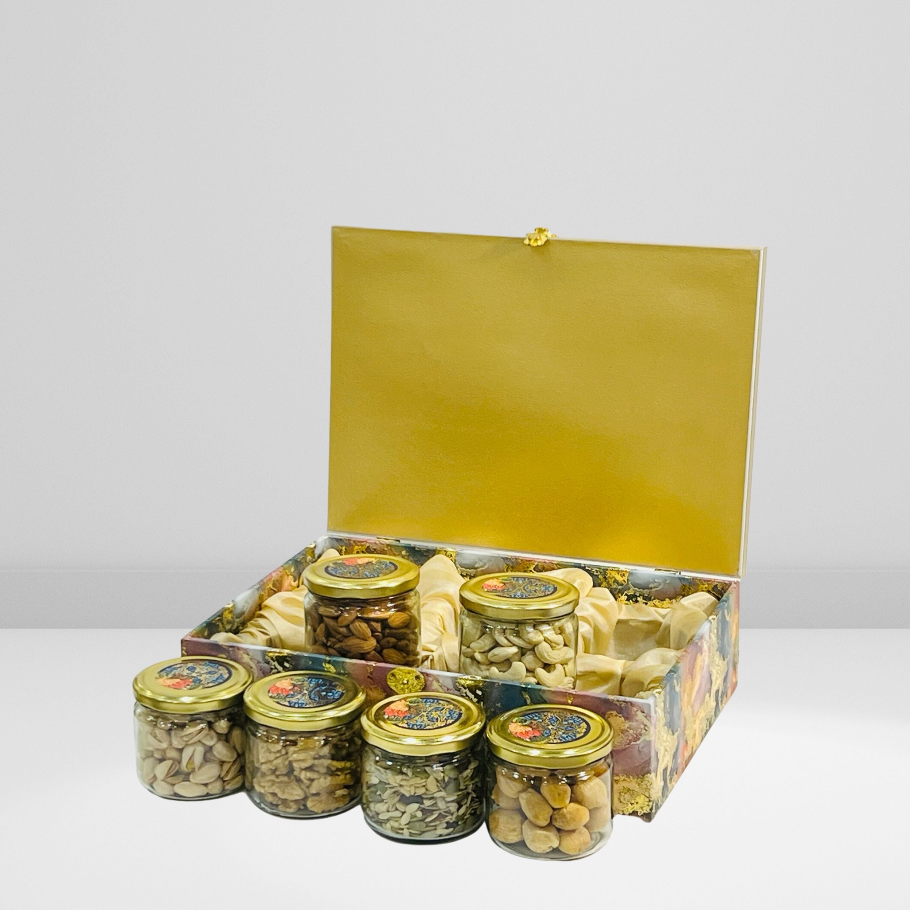 Gift Box with 6 Premium Dry Fruits