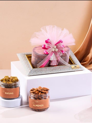 The Nut Affair Hamper, 400g Net Contents