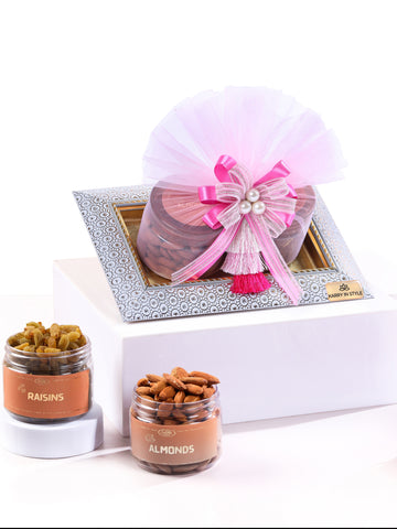 The Nut Affair Hamper, 400g Net Contents