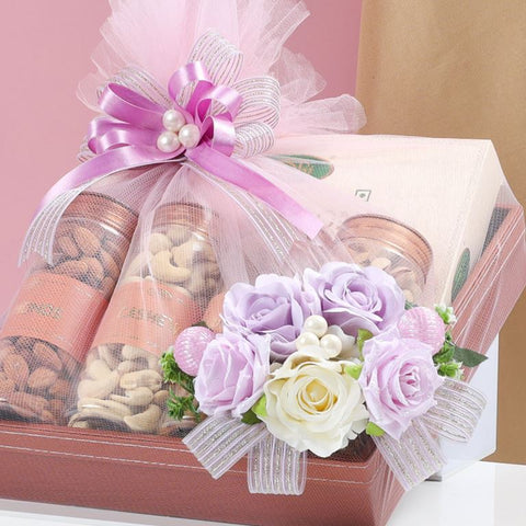 Lavender Grace Premium Hamper, 800g Net Contents