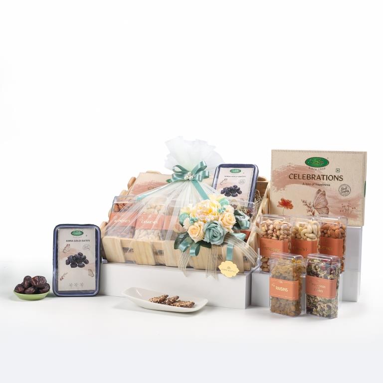 Lavender Grace Premium Hamper, 1.460 Kg Net Contents