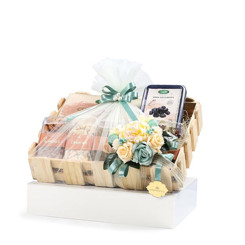 Lavender Grace Premium Hamper, 1.460 Kg Net Contents