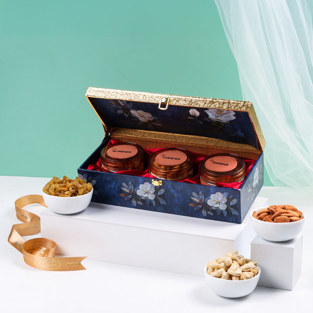 Elegant Trio Nut & Raisins Gift Box, 570g Net Contents