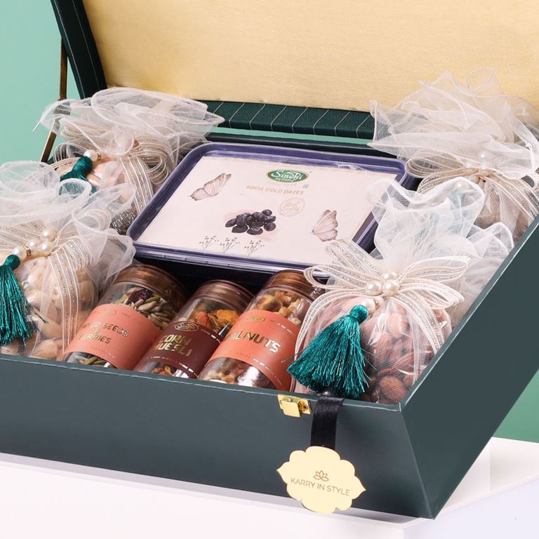 The Royal Green Deluxe Dry Fruits & Wellness Box, 1.570 Kg Net Contents