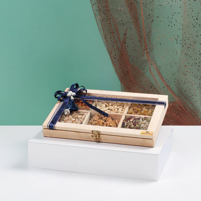 Premium Gift Box, 765g Net Contents