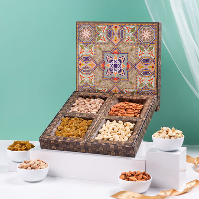 Premium Gift Box, 1 Kg Net Contents