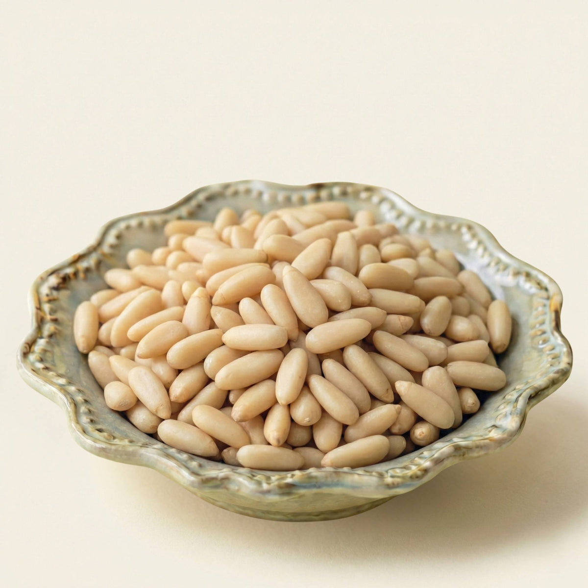 चिलगोजा गिरी, ताज़ा फसल