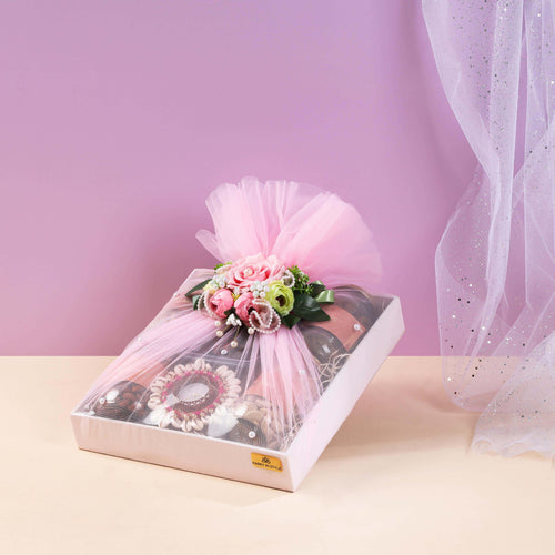 Premium Gift Hamper Containing Dry fruits