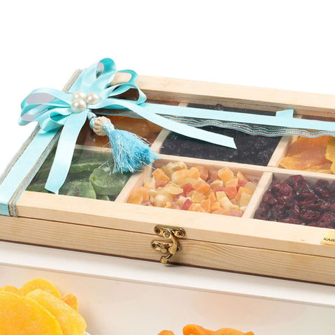 Tropical Luxe Dried Fruit Box, 950g Net Contents
