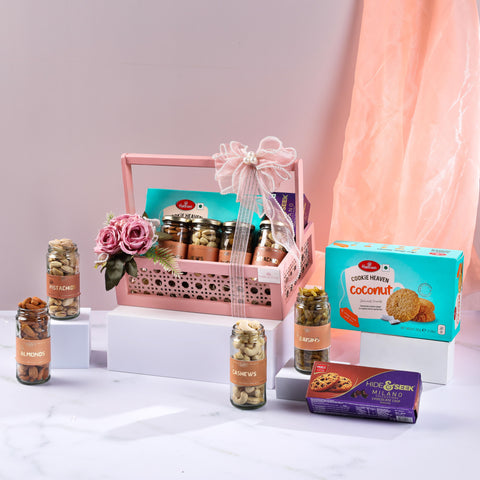 Premium Gift Hamper Containing Dry fruits