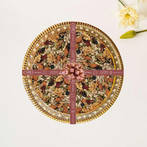 Gift Pack Containing Trail Mix with Dry Fruits, Seeds & Berries - Sindhi Dry Fruits